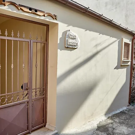 Casa Masuri, Nel Cuore Di *
